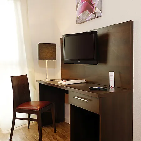 Appart hôtel Séjours&affaires Paris-malakoff 3*