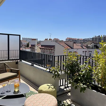 Sejours & Affaires Paris-malakoff 3*