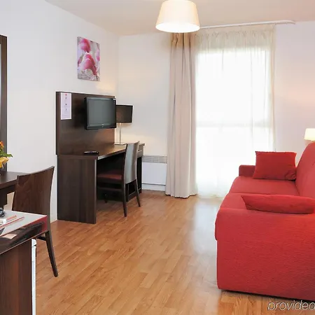 Sejours & Affaires Paris-malakoff 3* Malakoff