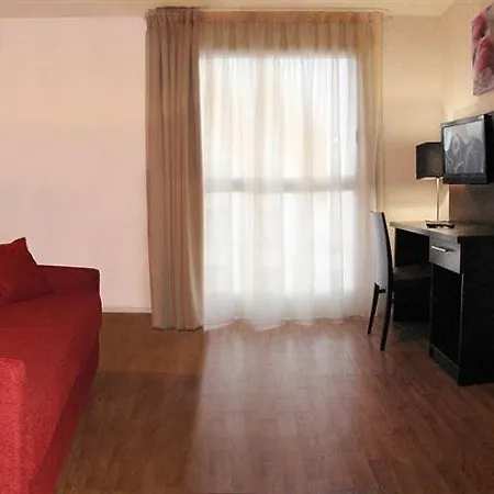 Hotel apartamentowy Sejours & Affaires Paris-malakoff 3*